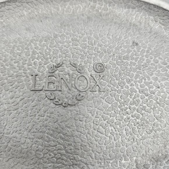 Vintage LENOX Metal Serveware 6" x 9" Oval Grapes Leaves Plate Platter Dish - Picture 3 of 5